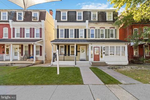 Photo of 632 E Lehman Street, LEBANON, PA 17046 (MLS # PALN2022906)