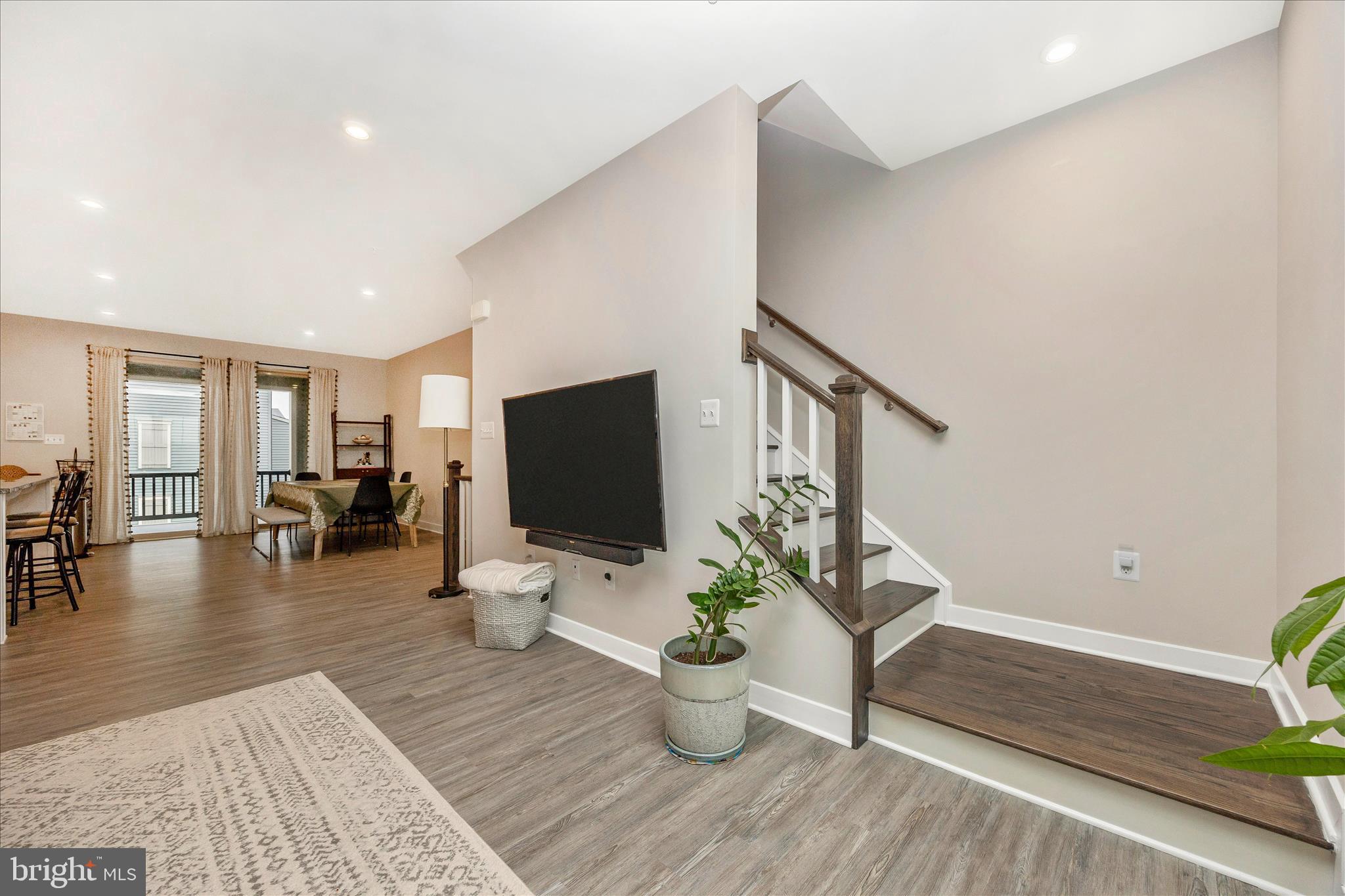 VILLAGES OF URBANA - Residential