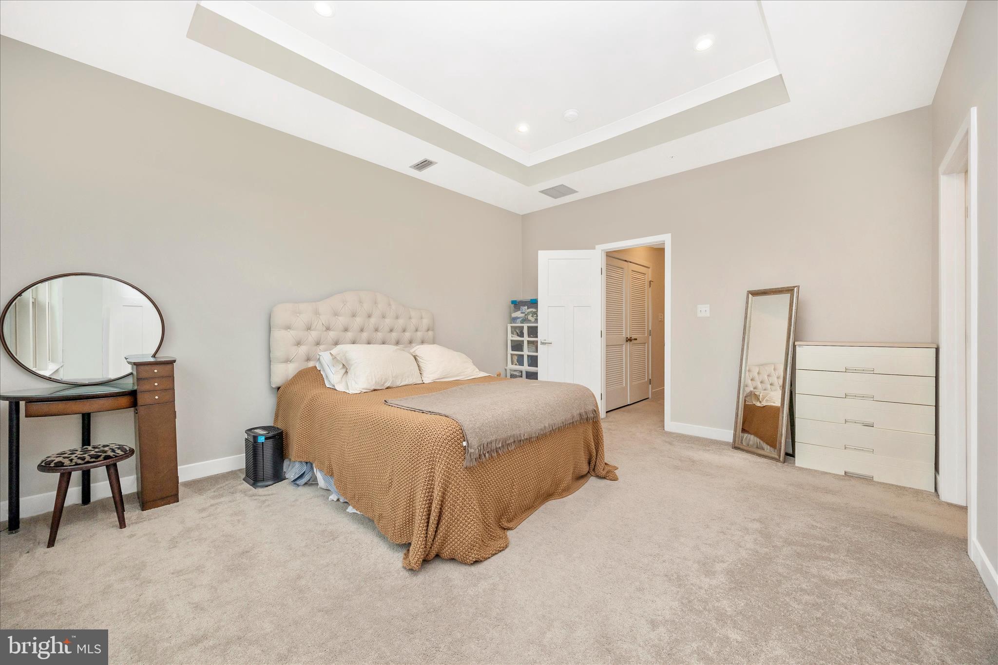 VILLAGES OF URBANA - Residential