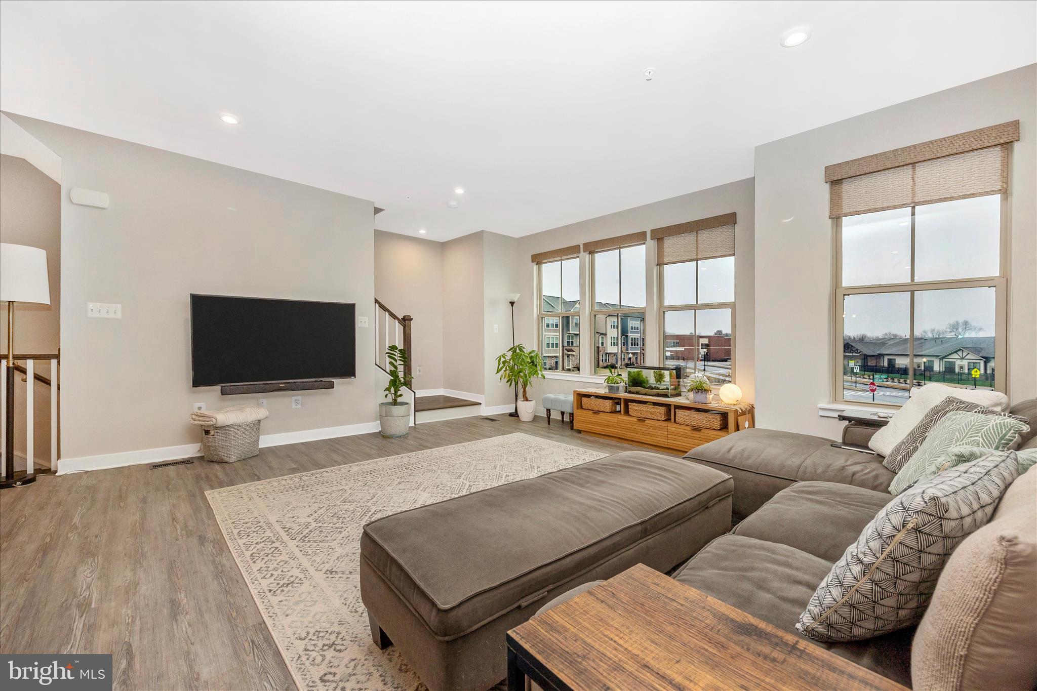 VILLAGES OF URBANA - Residential