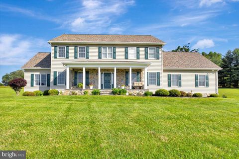 568 TURF FARM DRIVE SYKESVILLE MD 21784