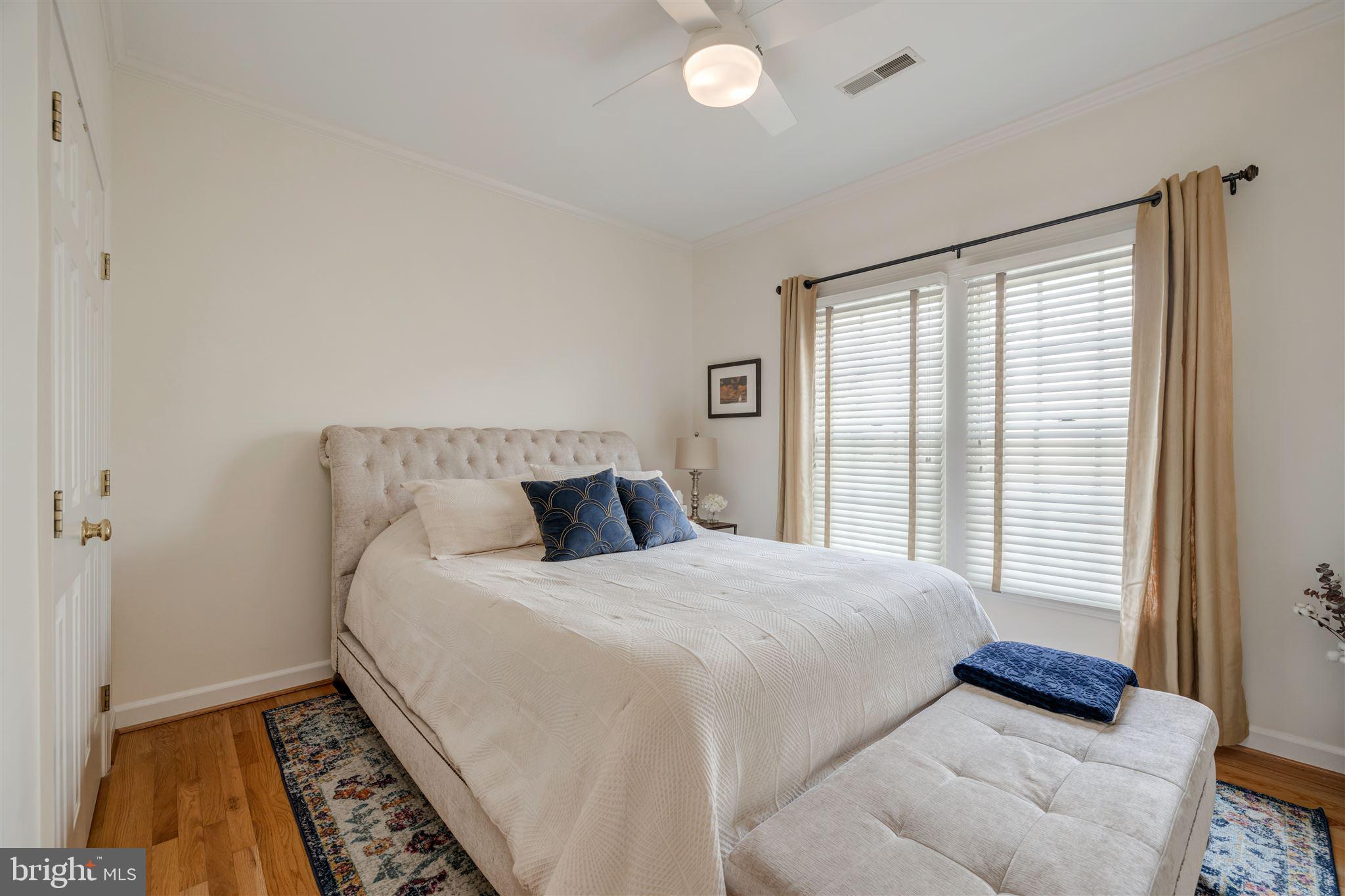 CAMERON STATION - Residential