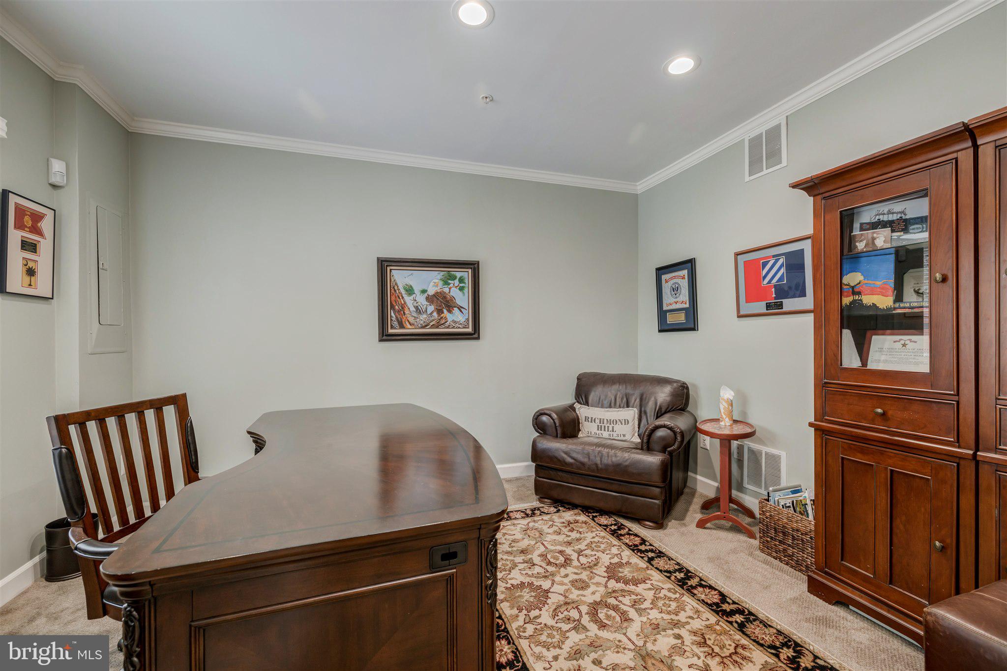 CAMERON STATION - Residential