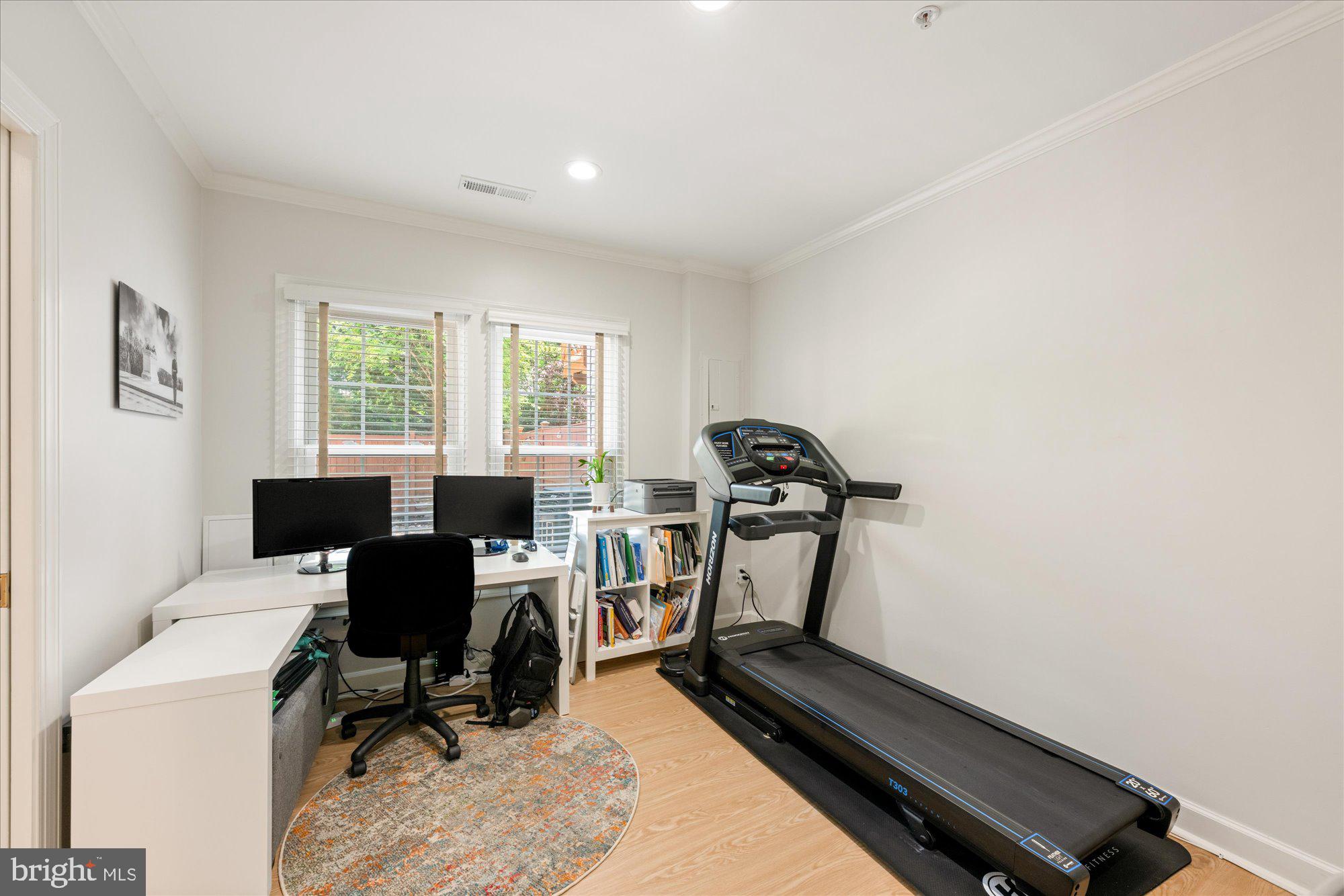 CAMERON STATION - Residential