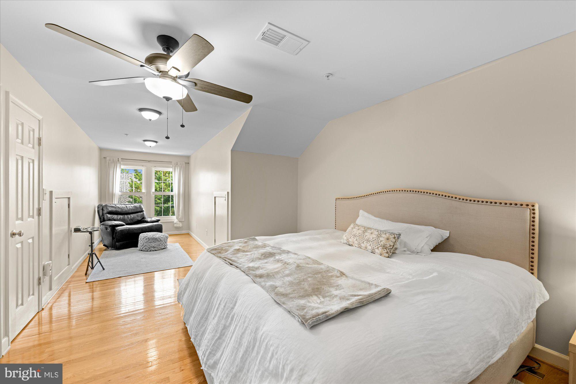 CAMERON STATION - Residential