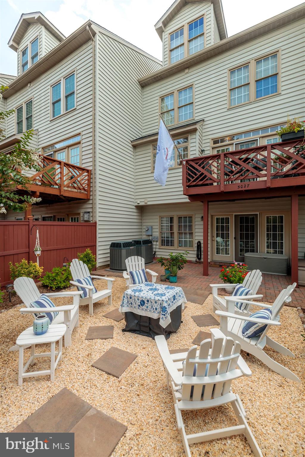 CAMERON STATION - Residential