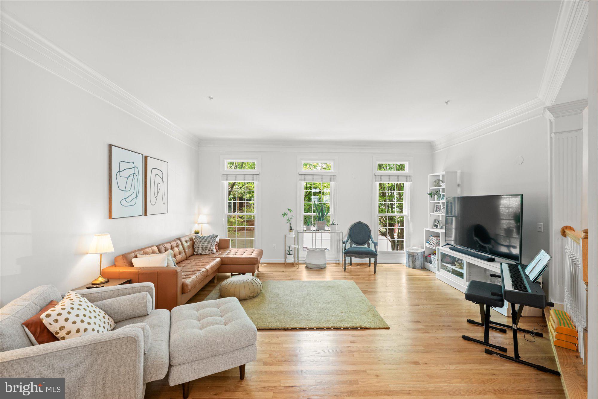 CAMERON STATION - Residential