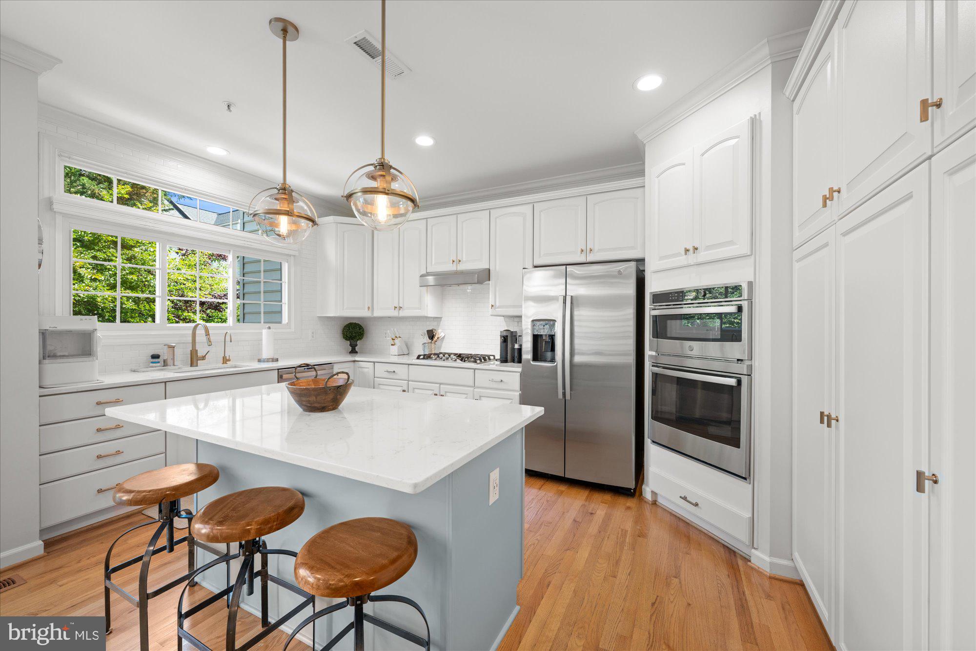 CAMERON STATION - Residential