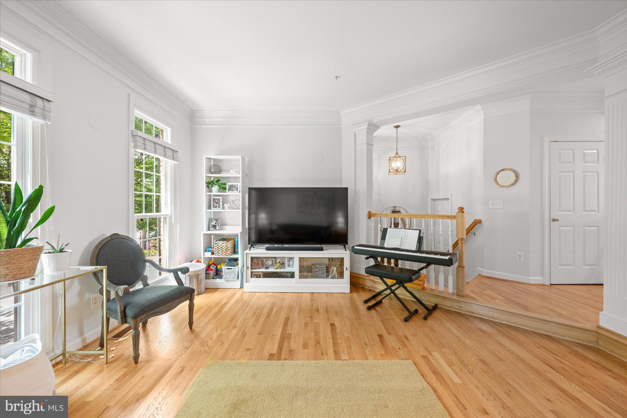 CAMERON STATION - Residential