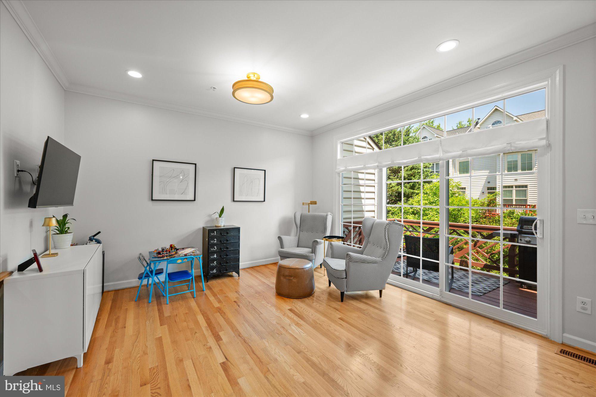 CAMERON STATION - Residential