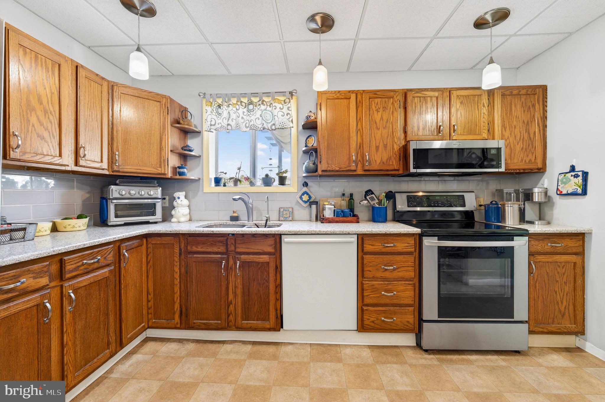 WALNUTPORT - Residential