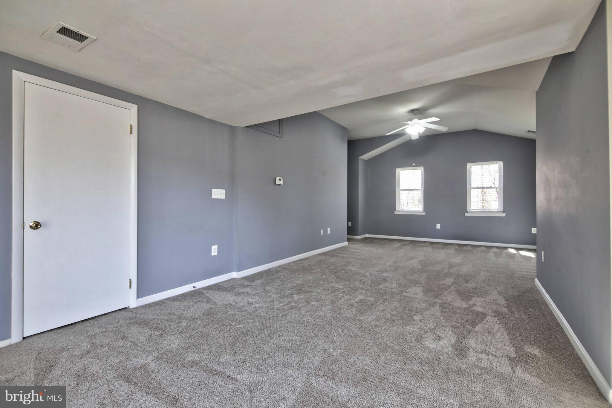 FAIRFAX WOODS - Residential