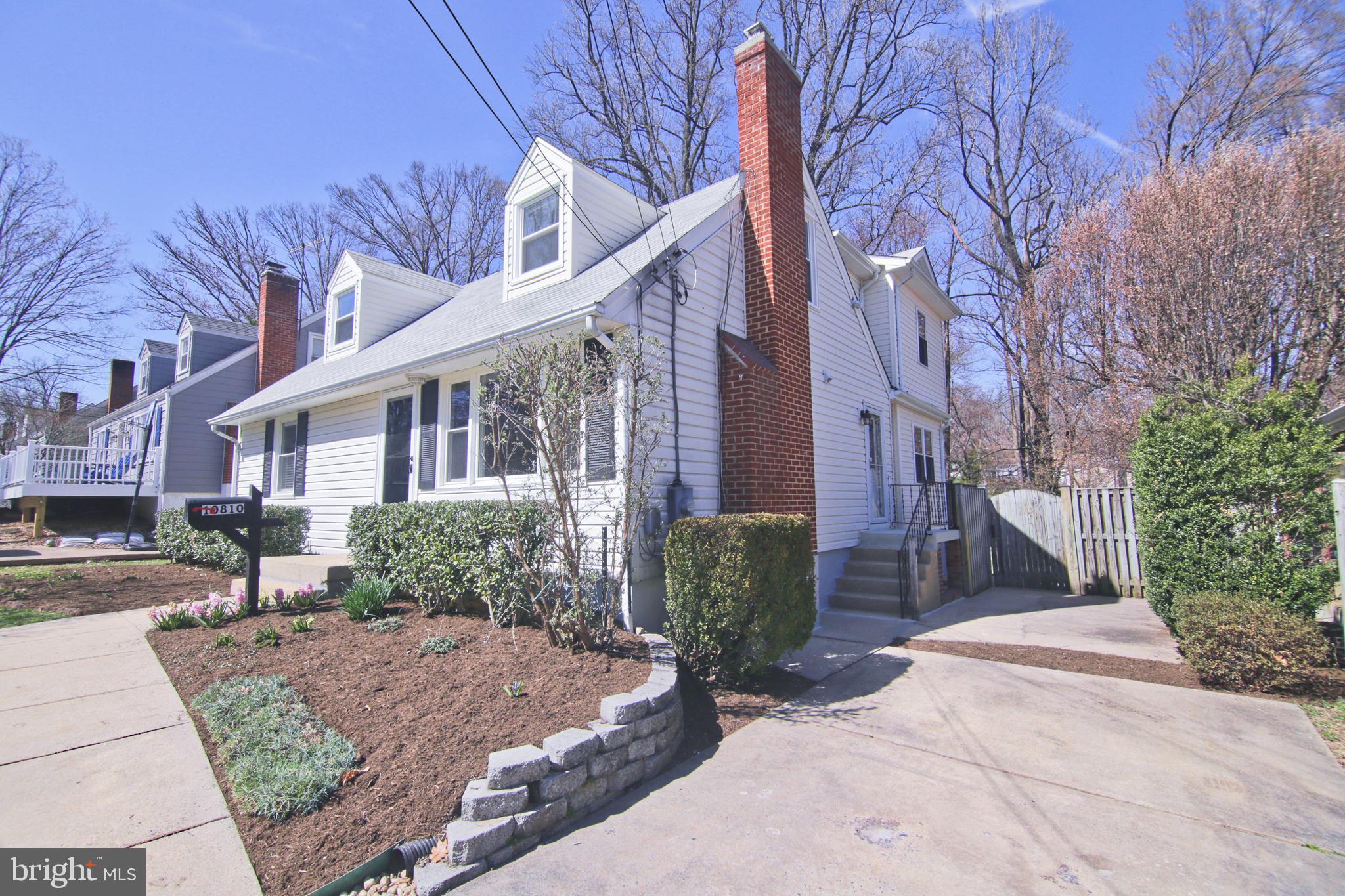 FAIRFAX WOODS - Residential