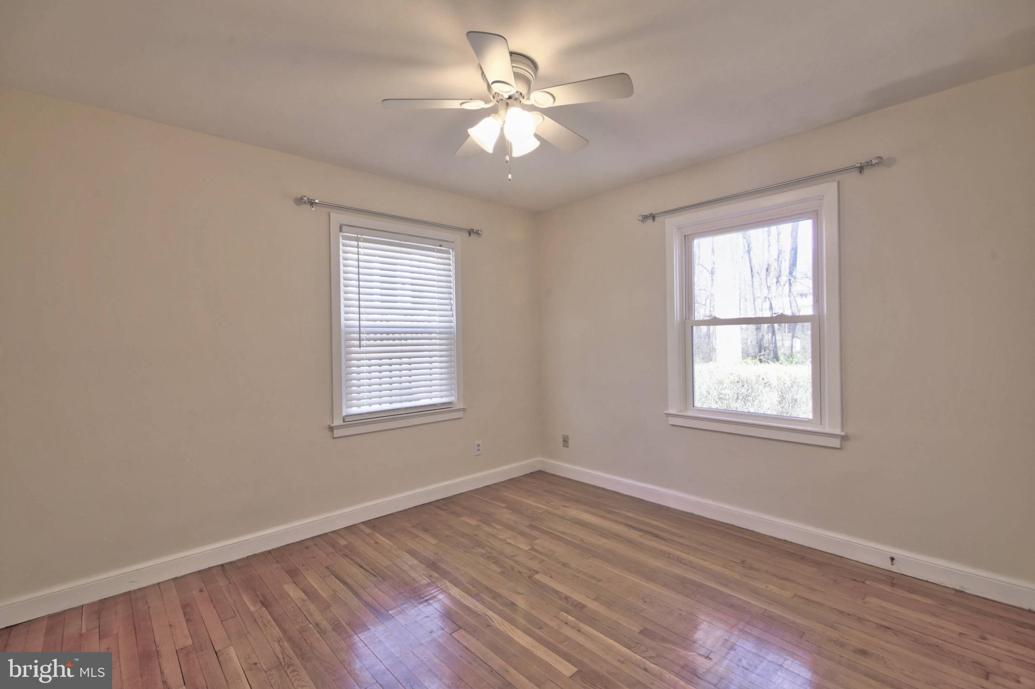 FAIRFAX WOODS - Residential