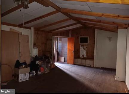 PHILADELPHIA - Commercial Sale