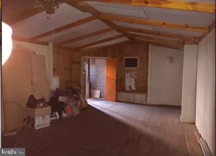 PHILADELPHIA - Commercial Sale