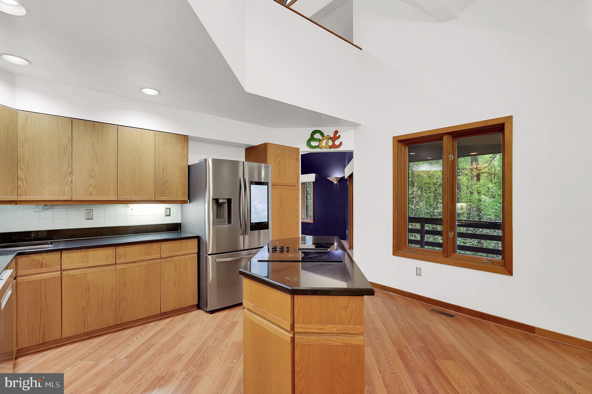 BRIAR HILL - Residential