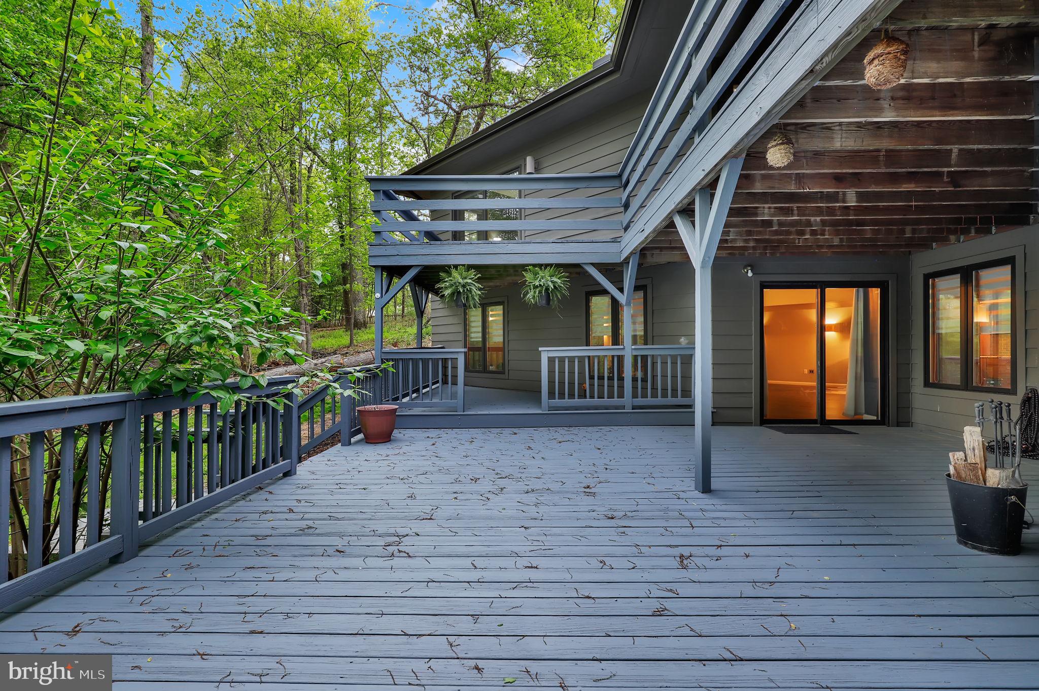 BRIAR HILL - Residential