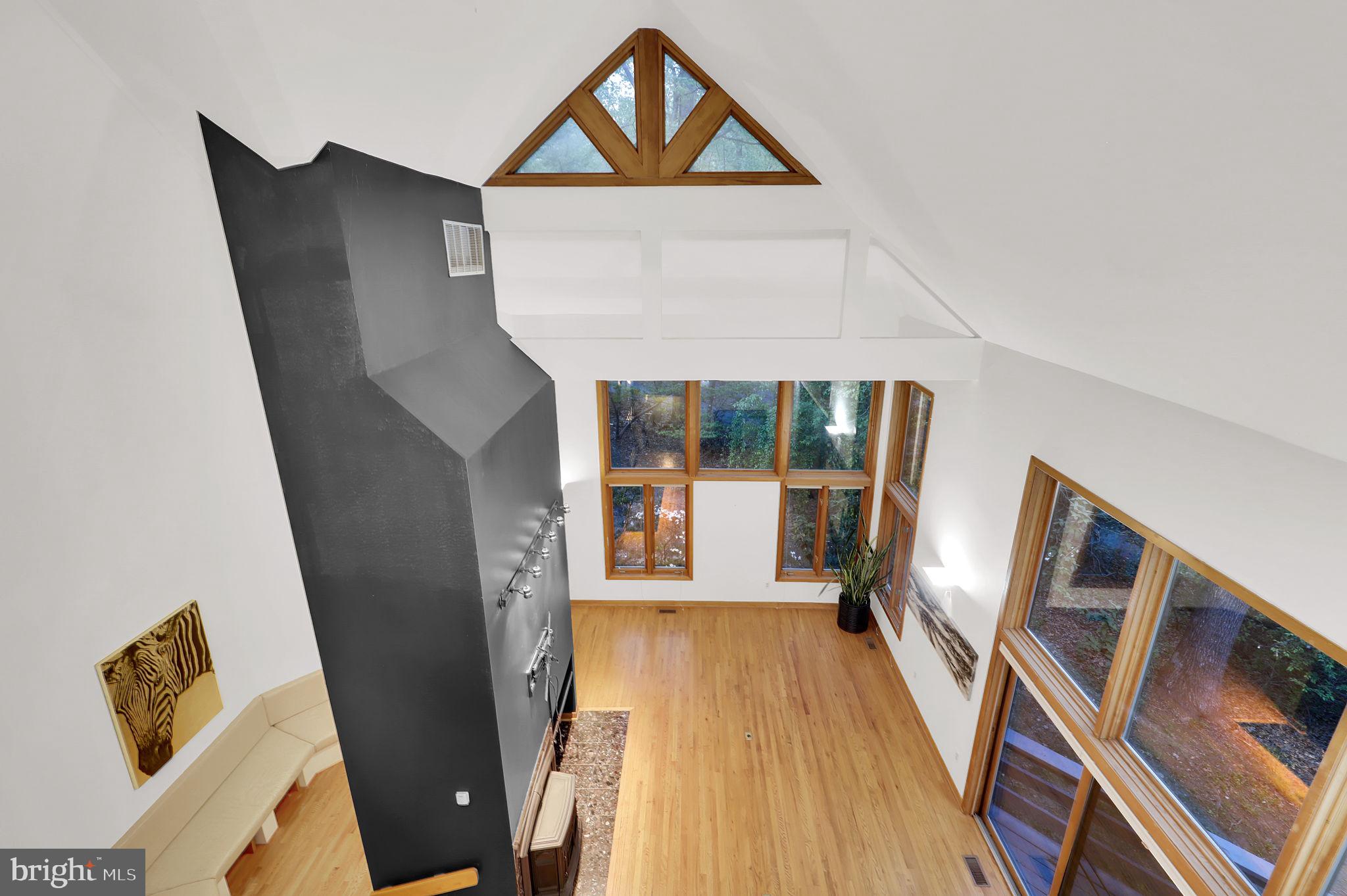 BRIAR HILL - Residential