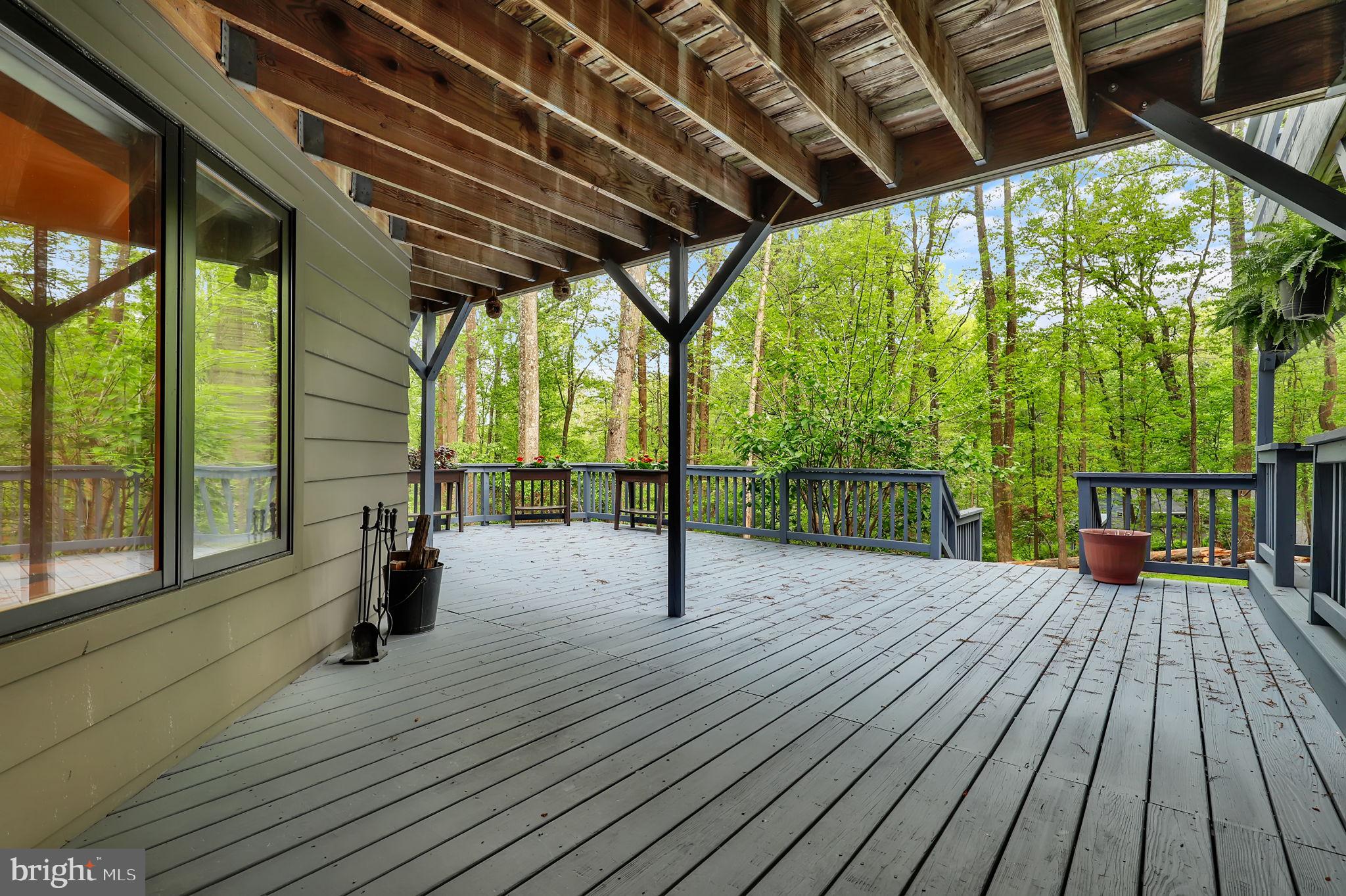 BRIAR HILL - Residential