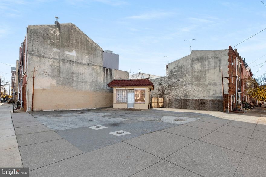 FABULOUS BELLA VISTA DEVELOPMENT OPPORTUNITY! This is the last corner property available in the neighborhood. This wonderful location in this ever growing residential neighborhood offers a seasoned developer endless possibilities!