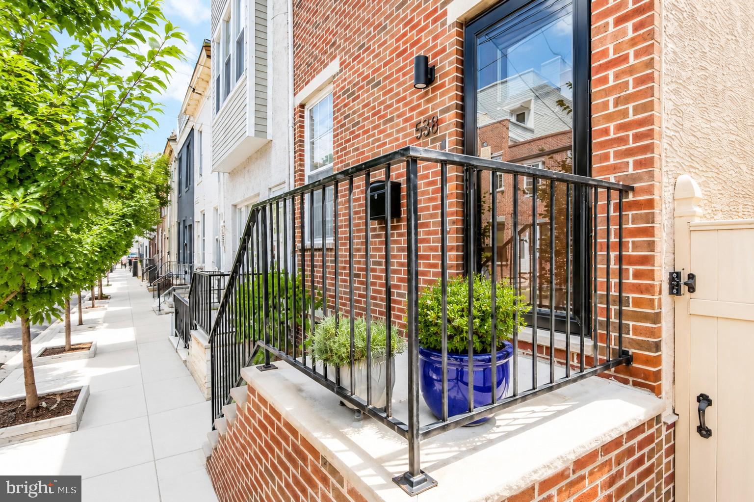 538 MIFFLIN STREET