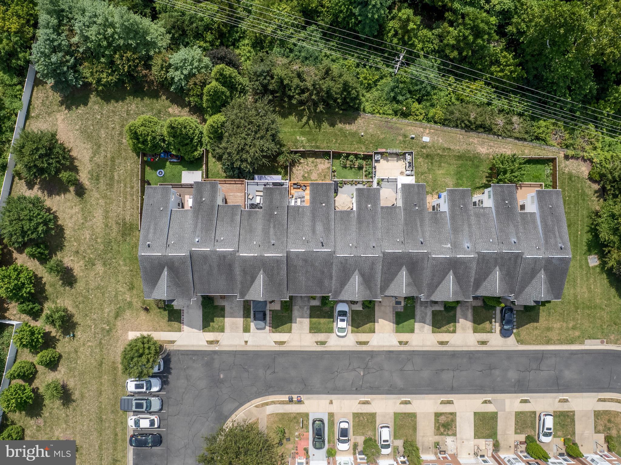 HAWKS VIEW GLEN - Residential Lease