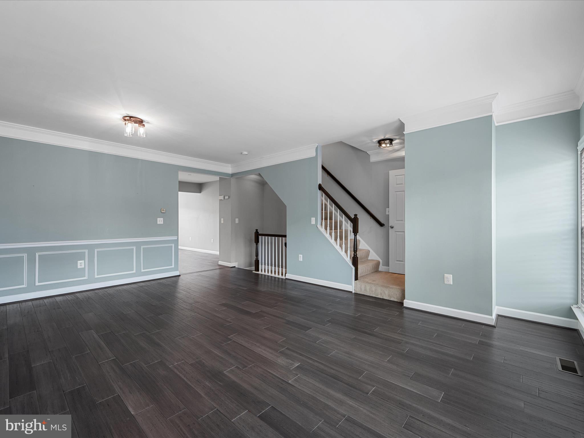 HAWKS VIEW GLEN - Residential Lease