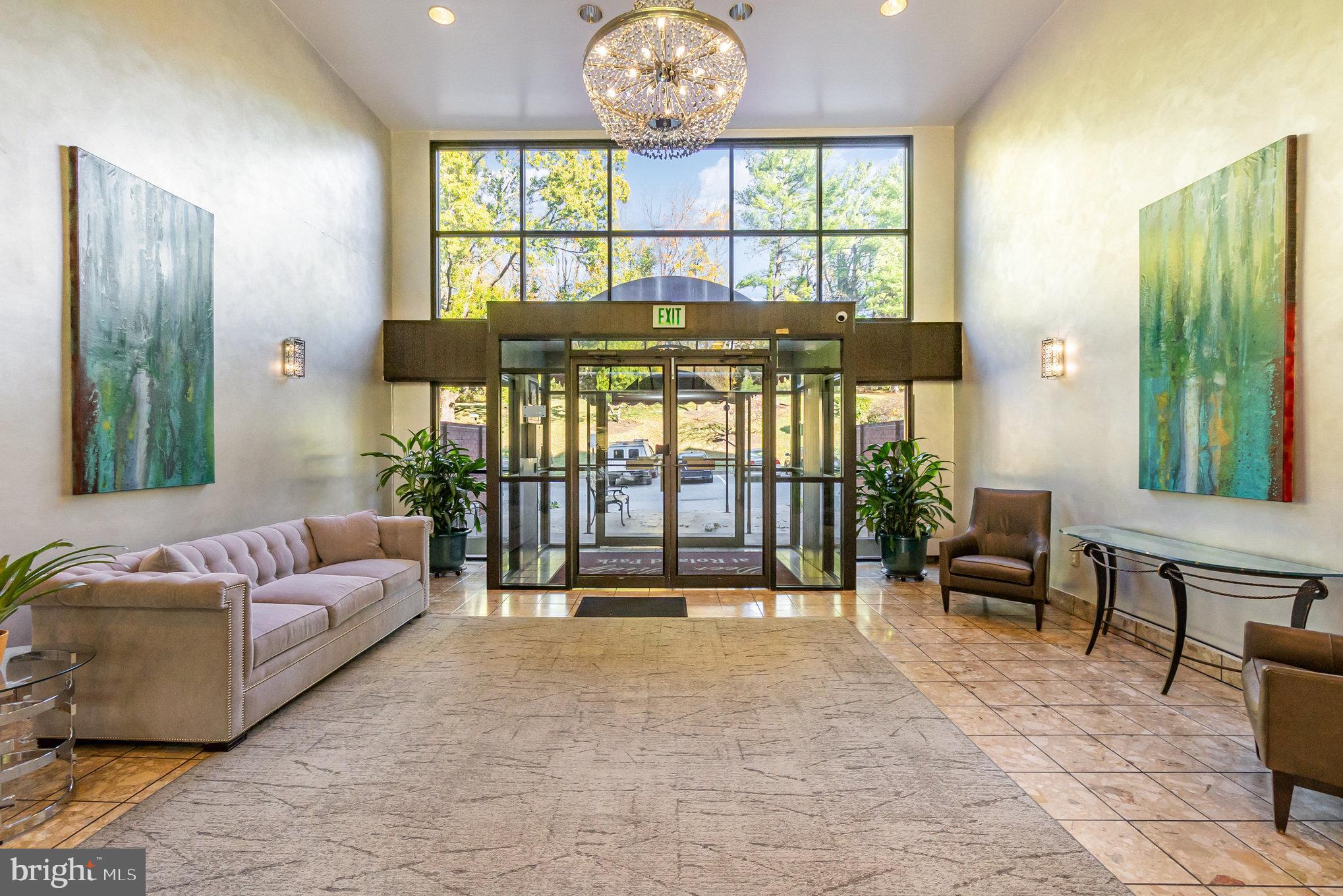 1040 DEER RIDGE DRIVE 304