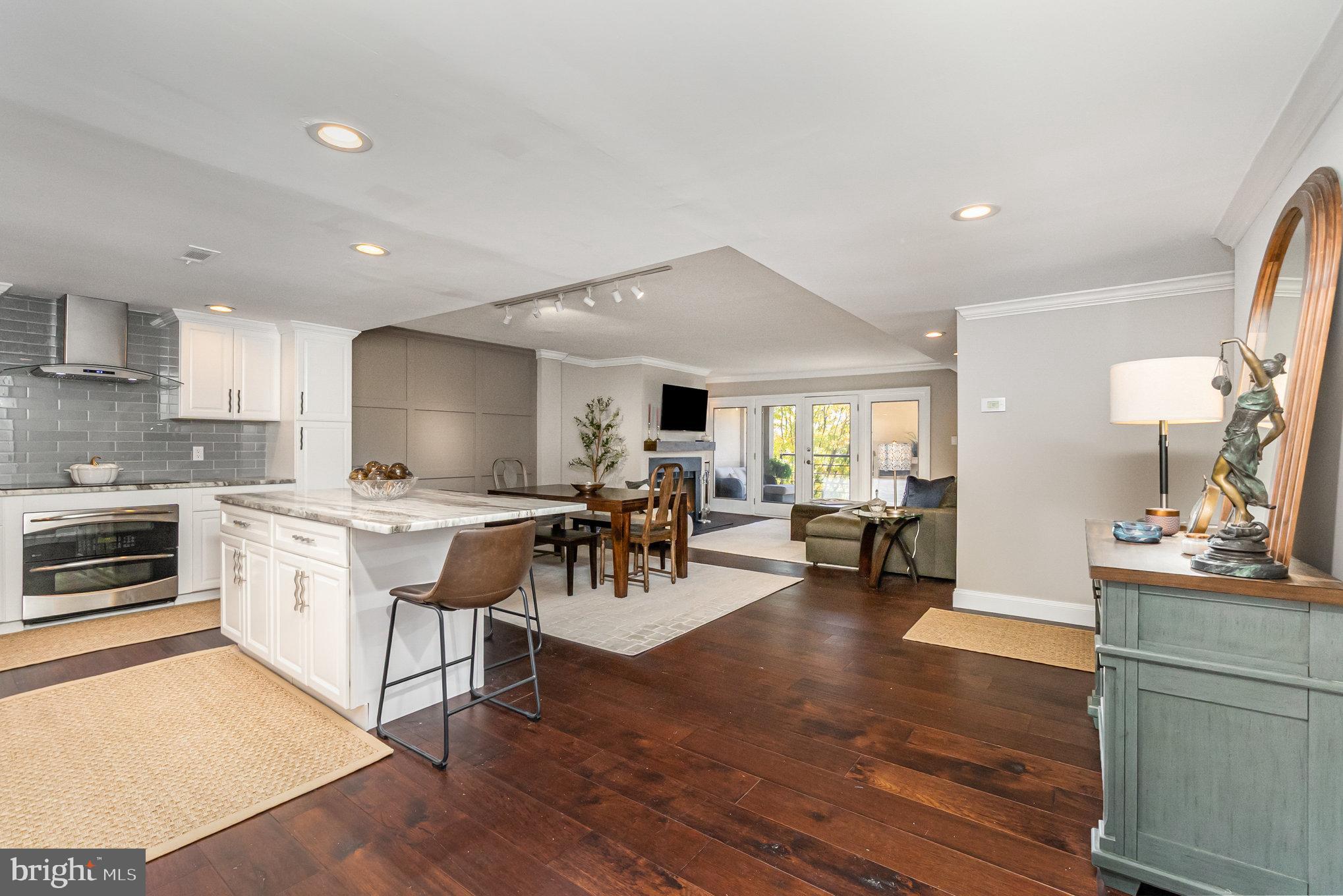 ROLAND PARK - Residential