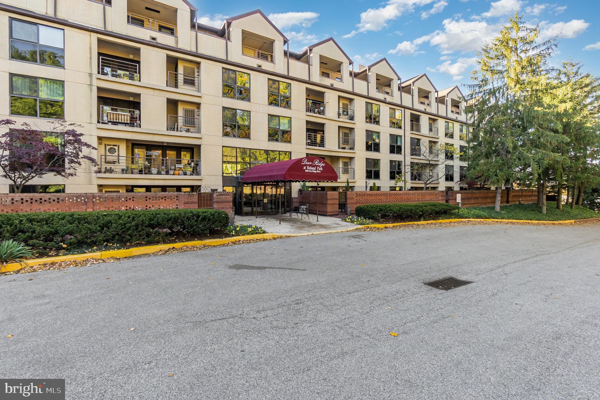 ROLAND PARK - Residential