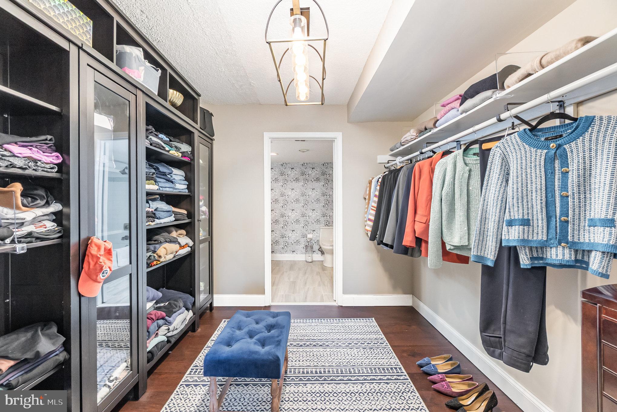 ROLAND PARK - Residential