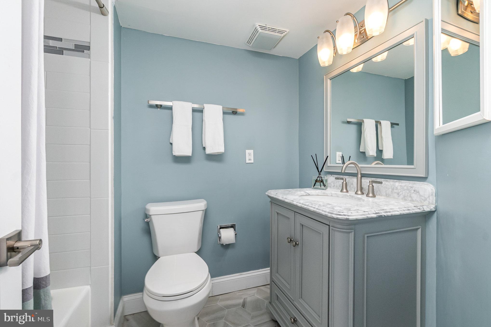 ROLAND PARK - Residential