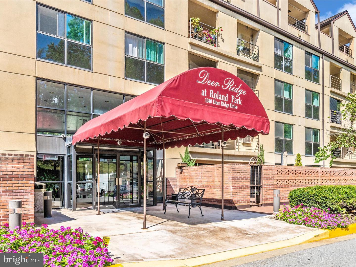 ROLAND PARK - Residential