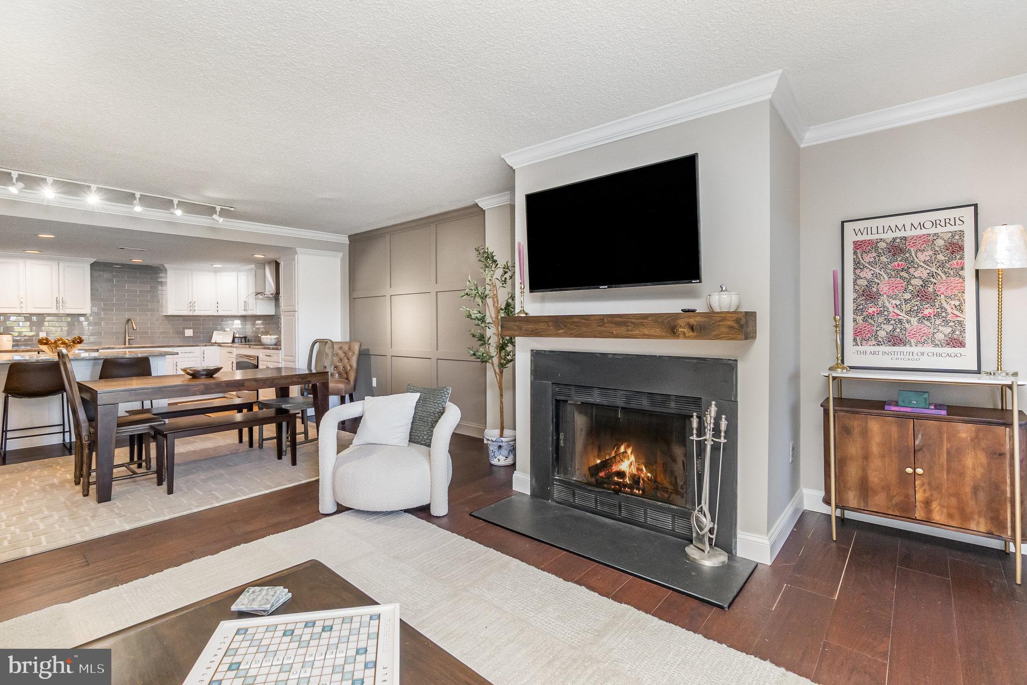 ROLAND PARK - Residential