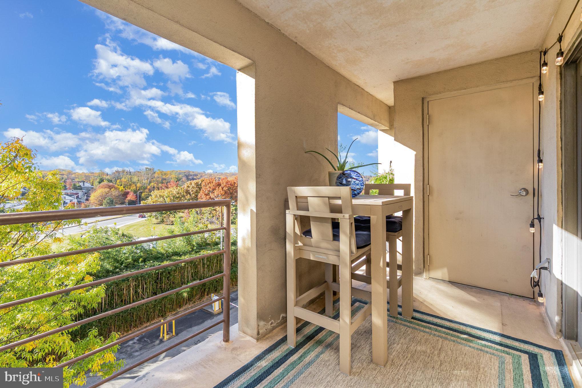 ROLAND PARK - Residential