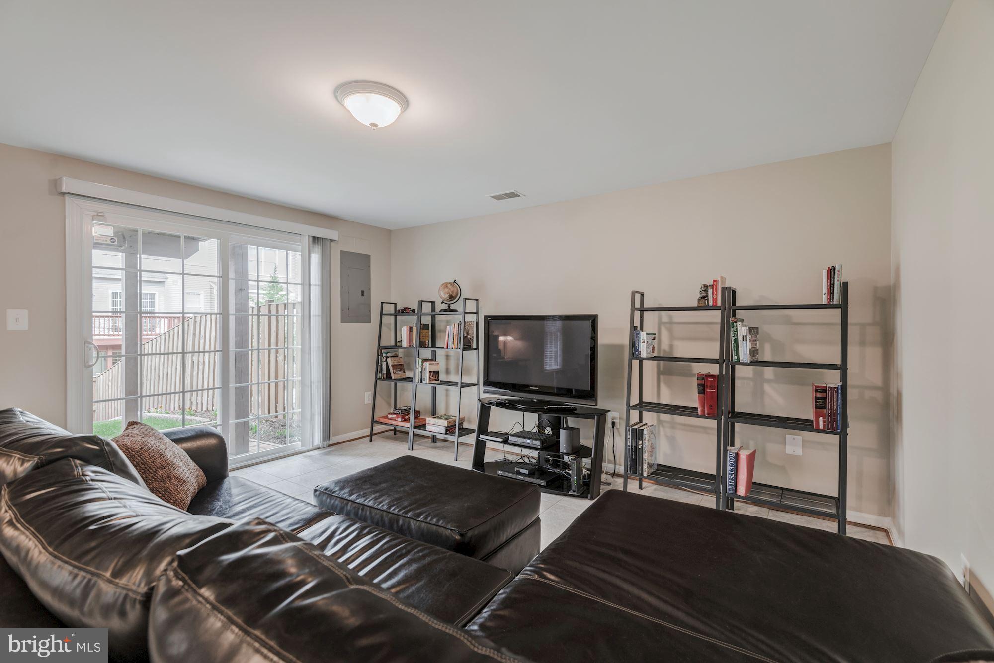 KINGSTOWNE - Residential