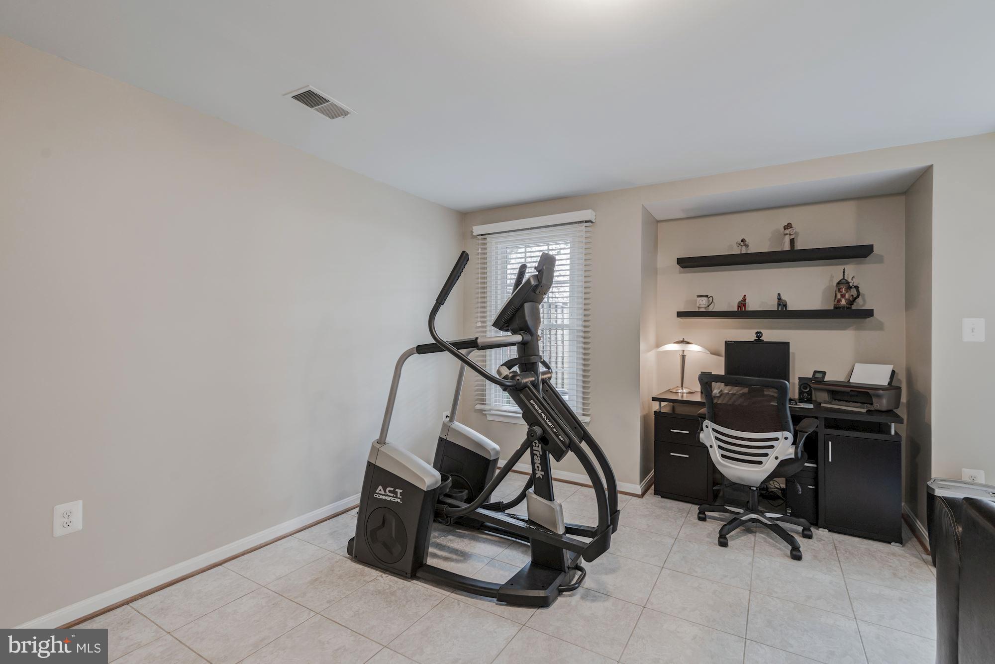 KINGSTOWNE - Residential
