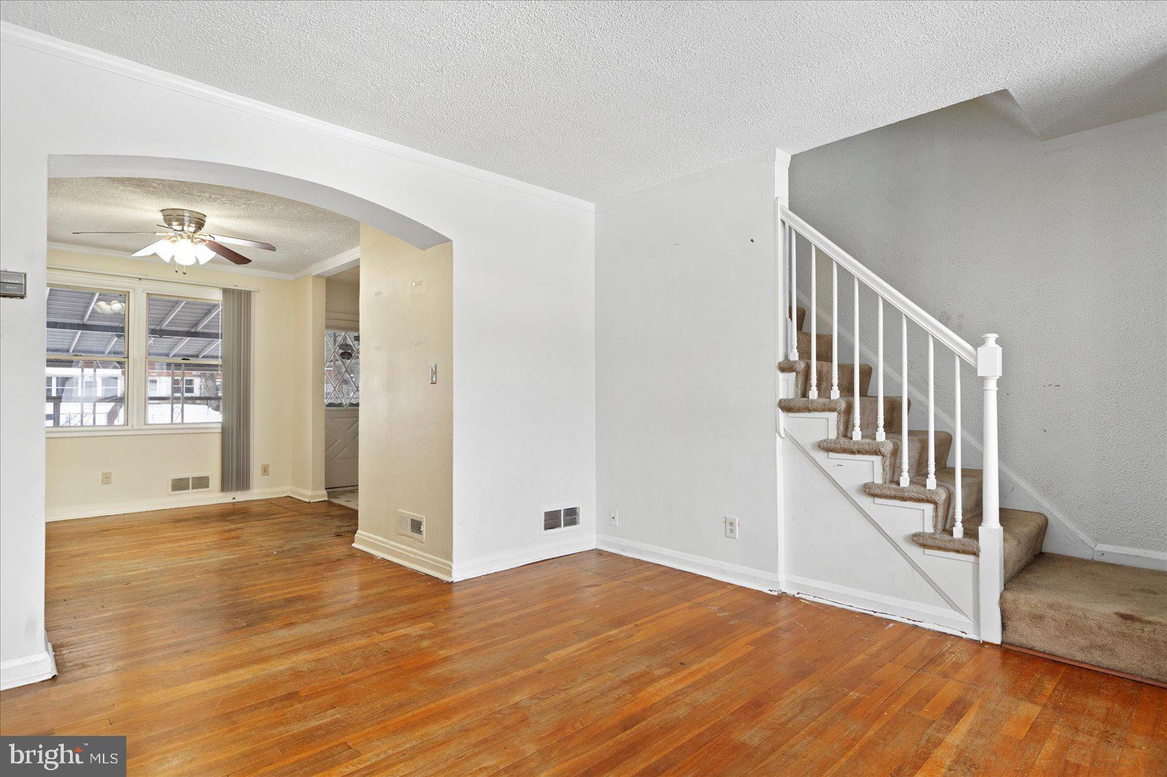 EASTWOOD - Residential