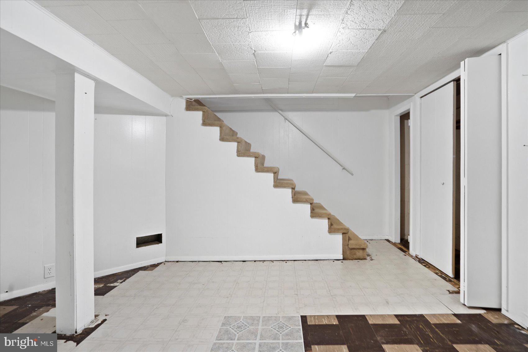 EASTWOOD - Residential