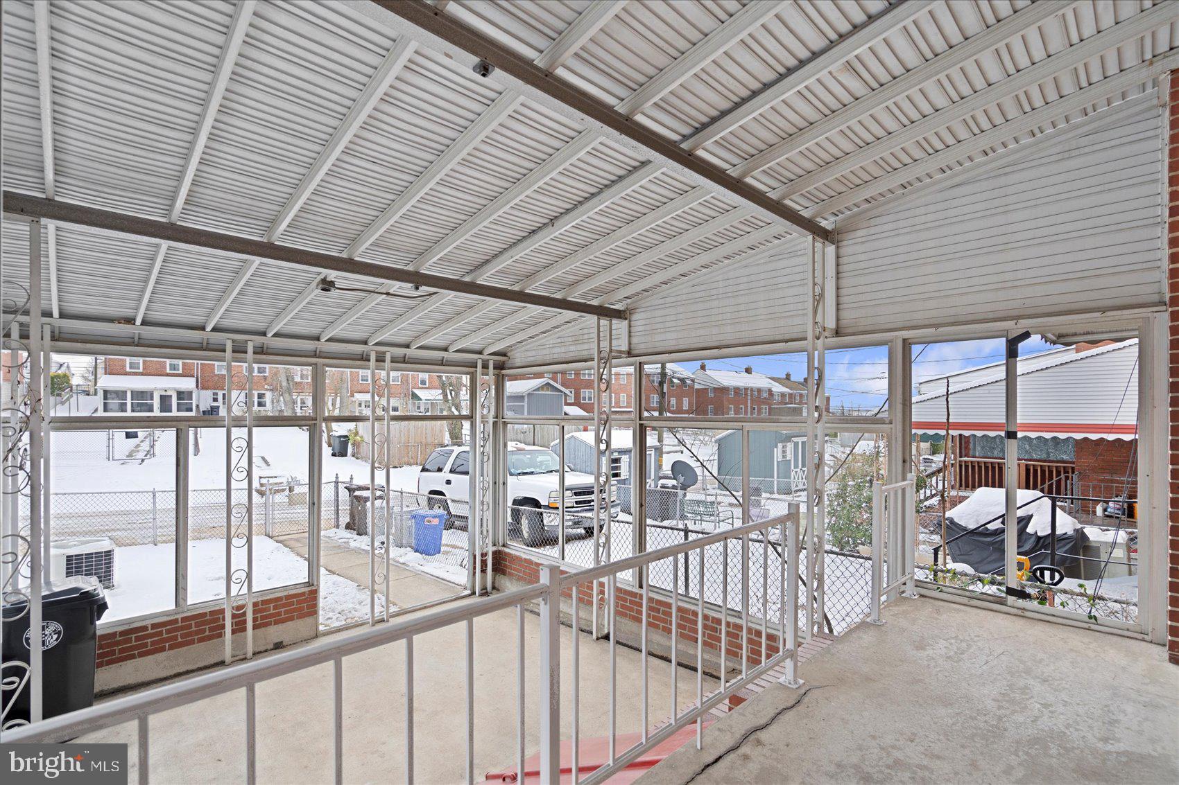 EASTWOOD - Residential