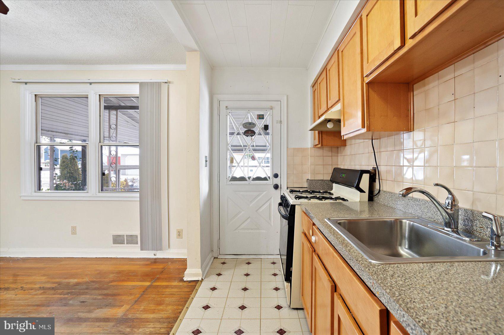 EASTWOOD - Residential