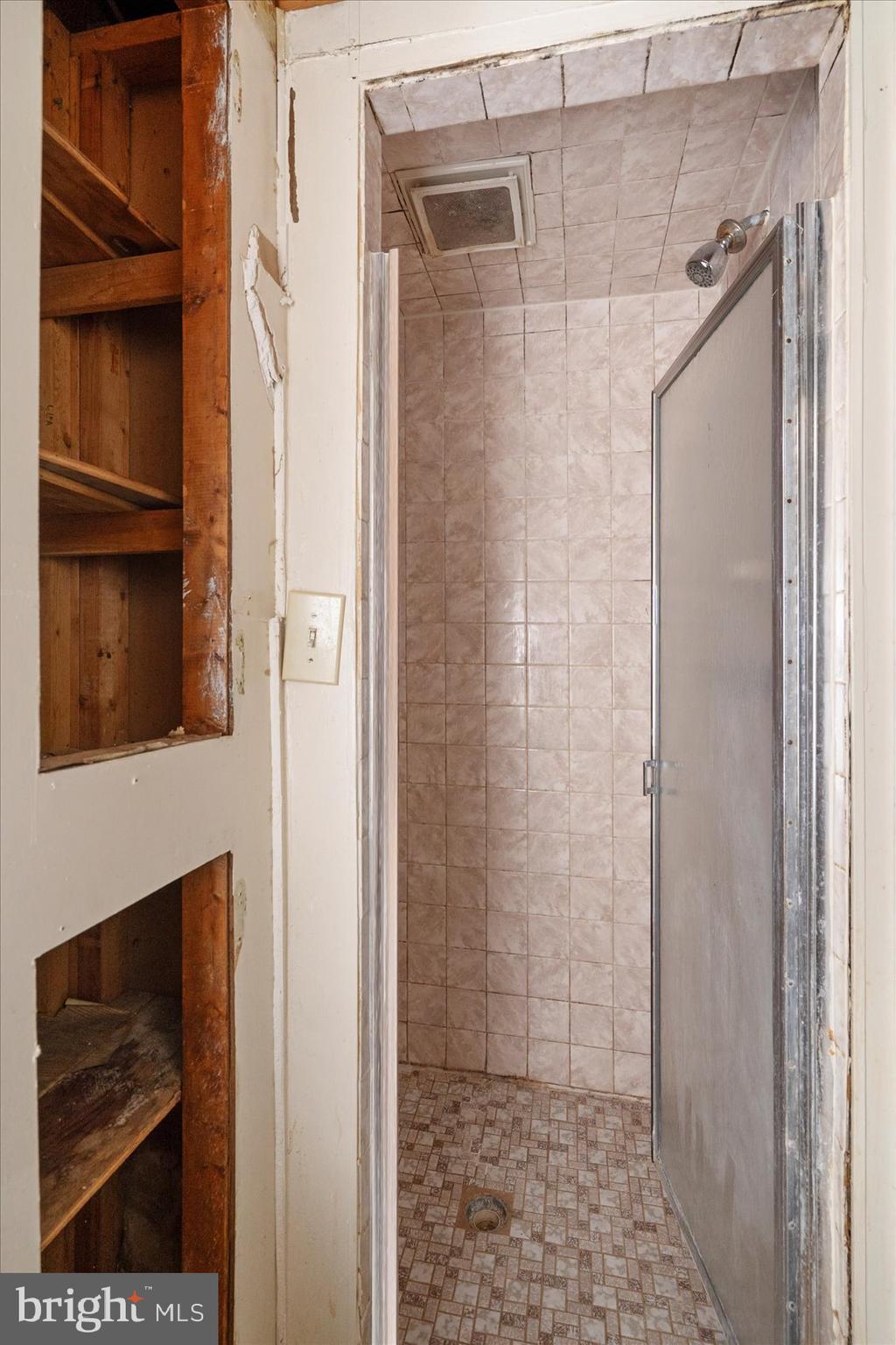 EASTWOOD - Residential