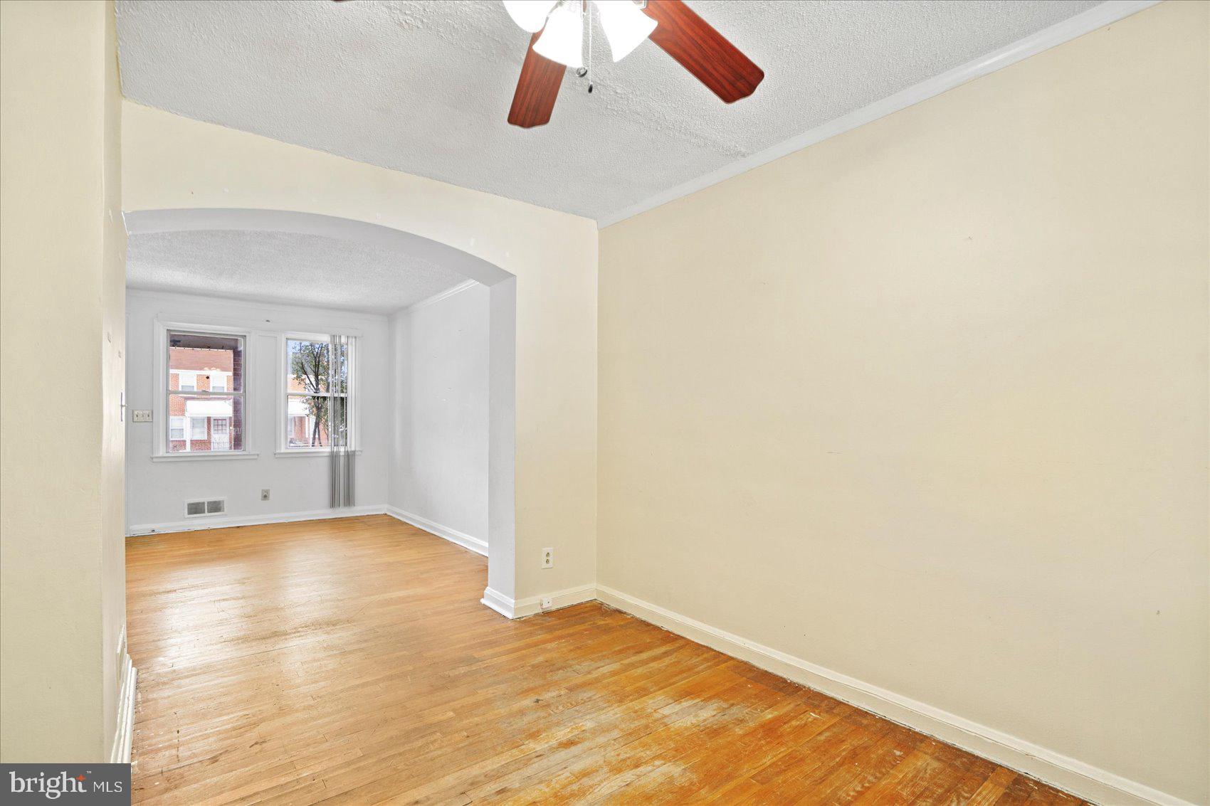 EASTWOOD - Residential