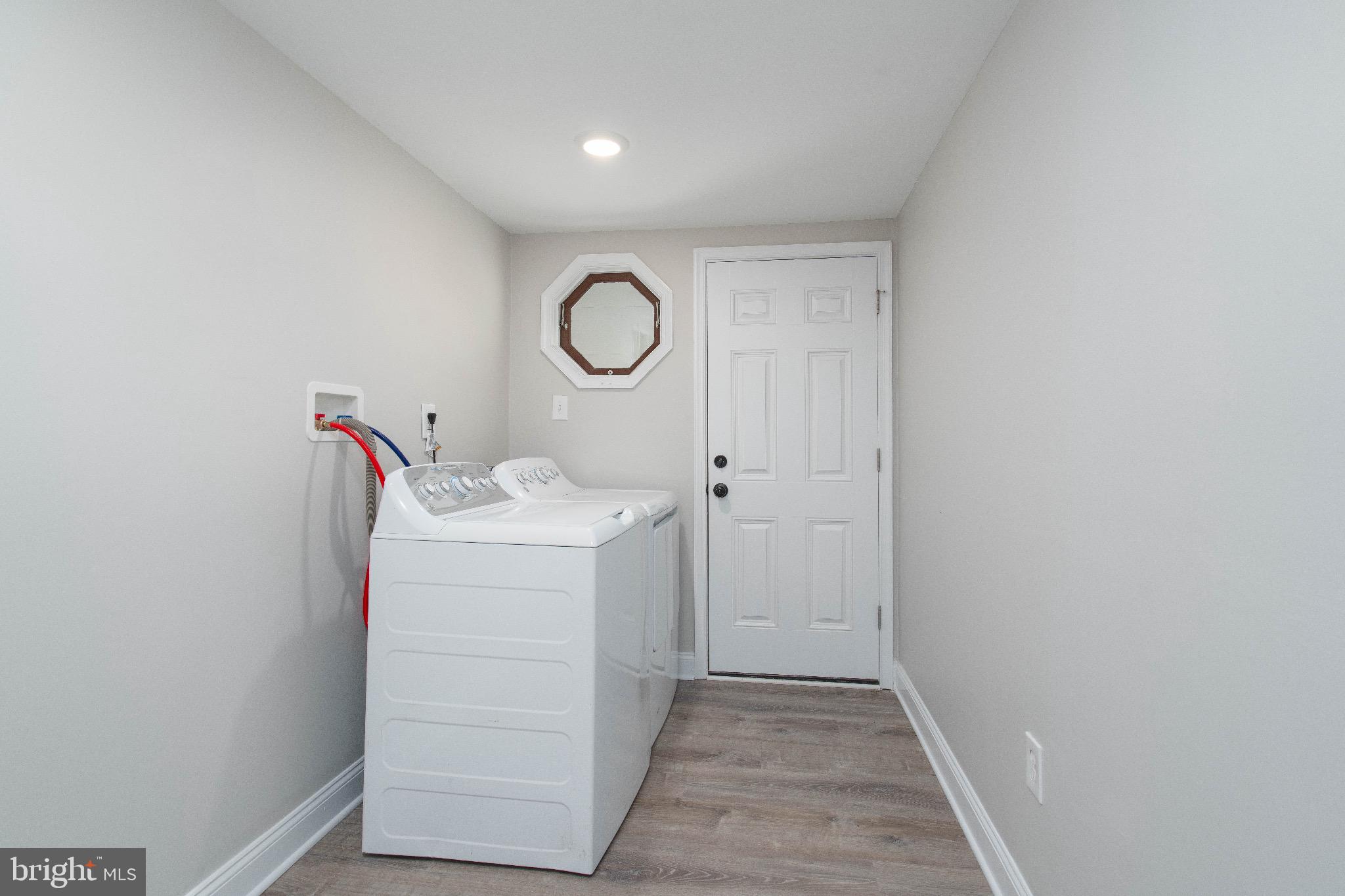 DOGWOOD HOLLOW - Residential