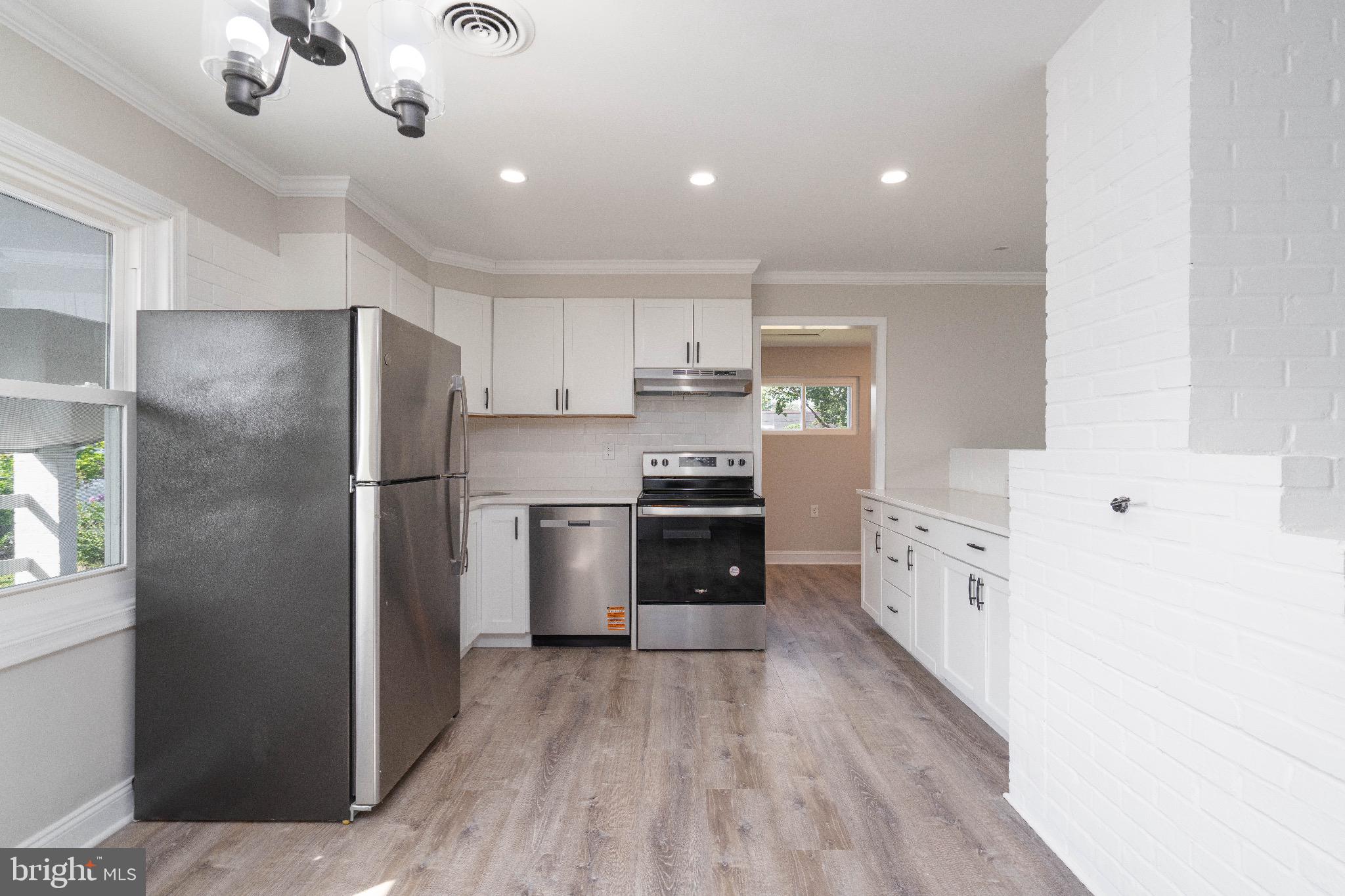 DOGWOOD HOLLOW - Residential