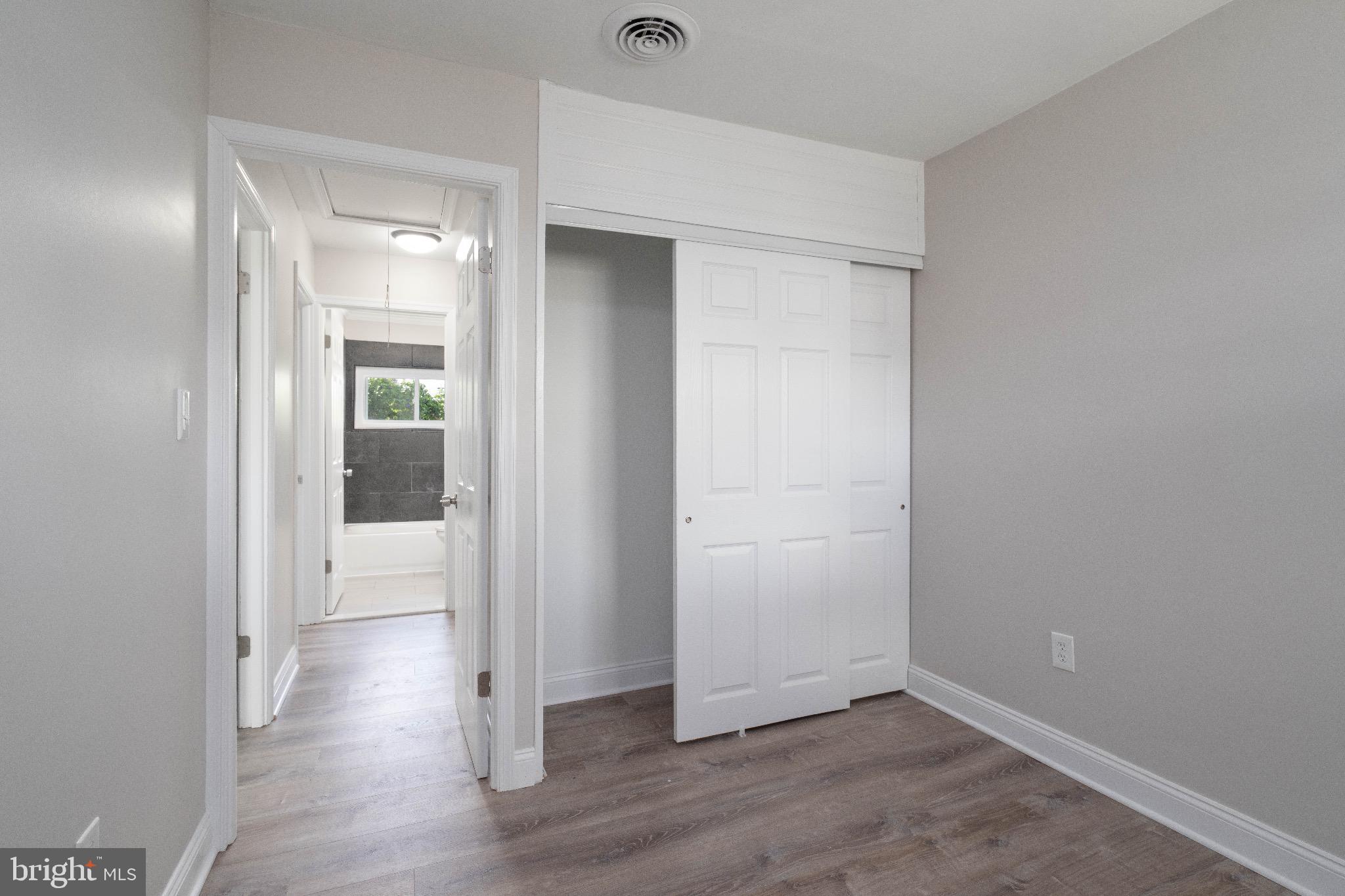 DOGWOOD HOLLOW - Residential