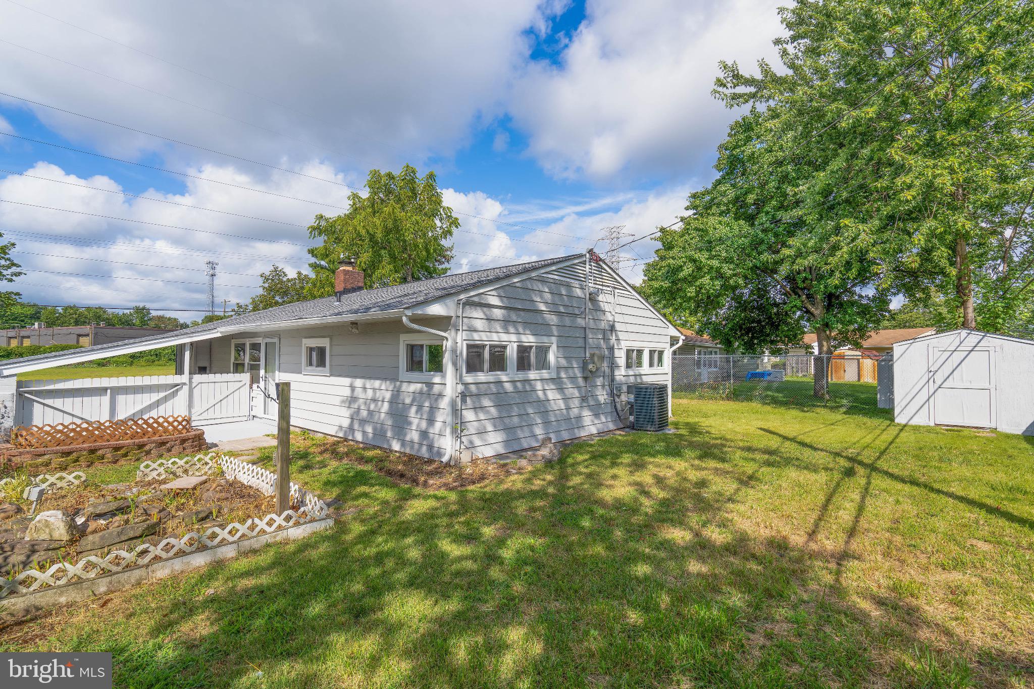 DOGWOOD HOLLOW - Residential