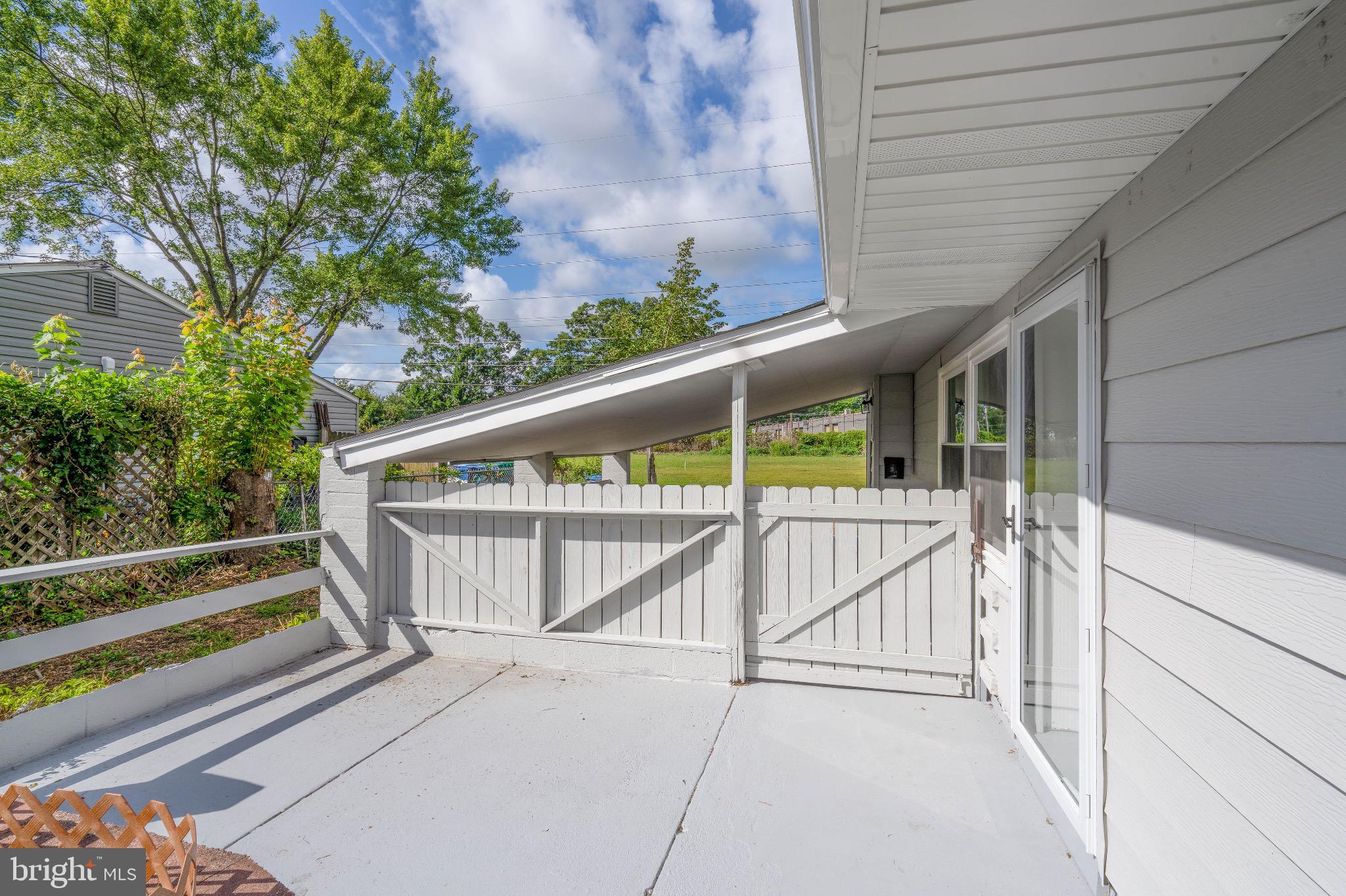 DOGWOOD HOLLOW - Residential