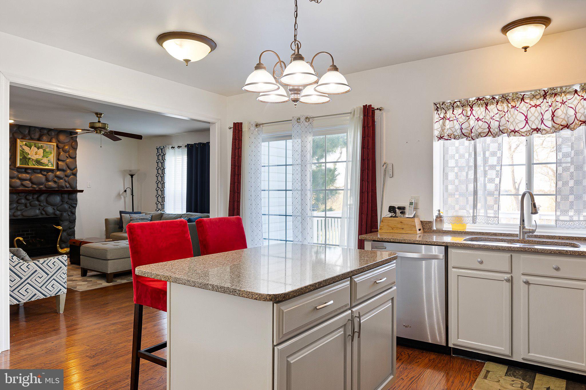 CRICKLEWOOD - Residential